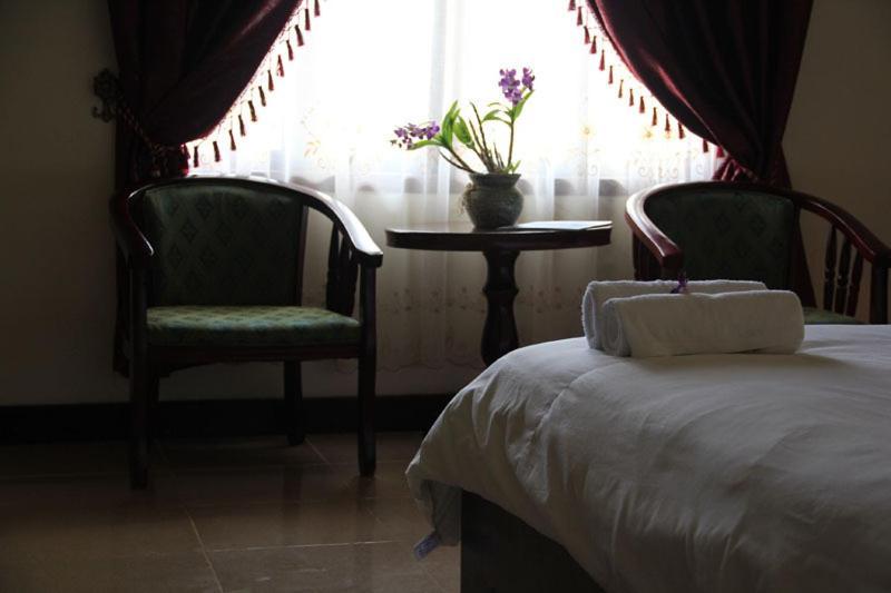 Phoukham Garden Hotel&Resort Xieng Khuang Екстериор снимка